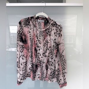 Jennifer lopez butterfly blouse